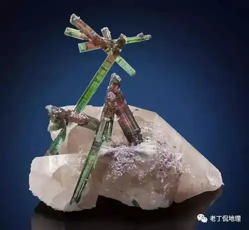 世界上最美的27张天然矿物图片看过之后,一生难忘