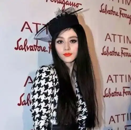 妆容也混搭,2018年最值得玩味的美妆游戏,你要不要加入