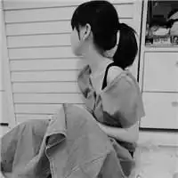 求好看的非主流黑白女生头像