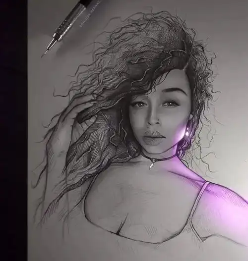 会发光的素描画作,究竟是如何做到的原因其实很简单