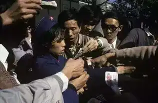 没ps过的中国有多美为拍下这些老照片,老外连派出所都不怕