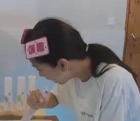 baby难得在向往的生活收官这期素颜,却被呆萌刘海贴抢镜