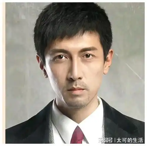 藏海花今日开播,吴邪尽显老态,张鲁一版很难平