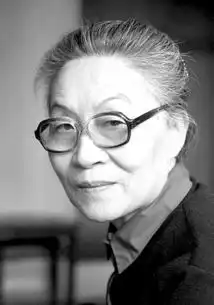 杨绛去世与钱钟书冰心合照全家福回顾