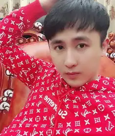快手散打哥捧火5大网红,前四个走红后知恩图报,唯独她是白眼狼