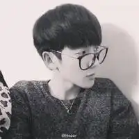 小清新男生qq头像你逢场作戏我将计就计