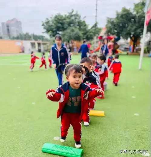 成都萌娃,拥抱秋日暖阳,悦动早操时光