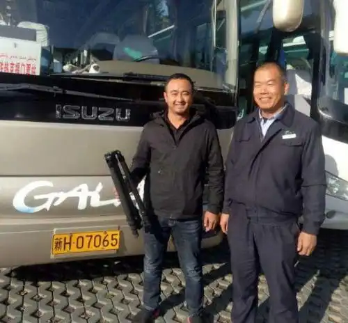 讲品质重服务团结协作坚守一线奋力拼搏喀旅股份贾登峪一班区间车队提交2018经营期圆满答卷,树喀旅人先锋模范风尚