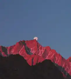 地表之下