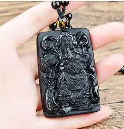 关帝居关公吊坠的佩戴有什么讲究
