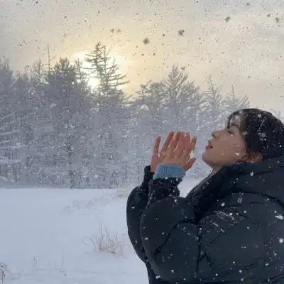伤感女生个性签名时间真狠一走就不回头了,你也一样