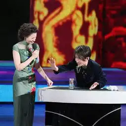 浮肿认不出,变成蛇精脸,害王力宏李云迪闹掰,曾经爆红的刘谦为何沉寂了