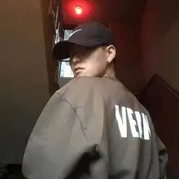 好看的人都这么留发型