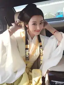 林鹏晒搞怪古装穿越照比v卖萌网友大呼可爱
