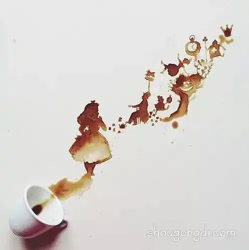 翻倒的咖啡拿来作画超有创意的咖啡画作品