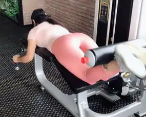 115斤的微胖女神,健身增肌想变壮,坦言喜欢卡戴珊