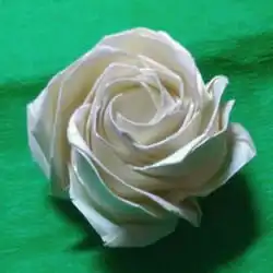 齿轮玫瑰的折纸方法长条纸折纸玫瑰花图解