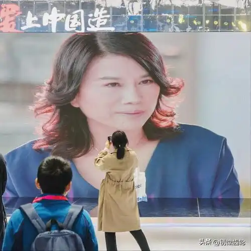 董明珠怒撕开炮一句狠话掀翻商界,有钱就乱搞,还搞什么企业