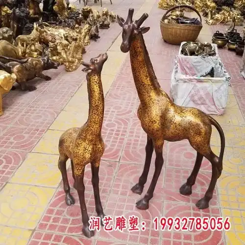 仿铜鹿户外景观雕塑榆林铸铜景观雕塑图片润艺雕塑