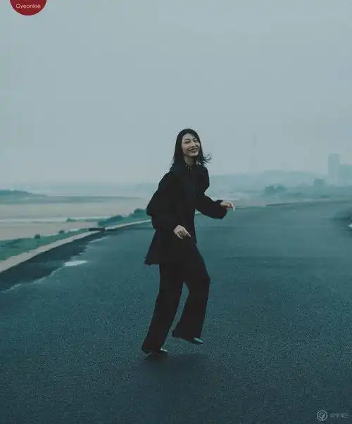 gyeonlee作品分享阴天暗调外景人像拍摄富士xt3使用设置