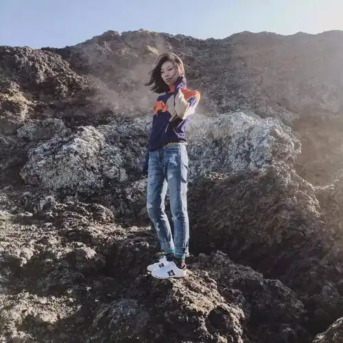 江疏影度假人美心情好原来旅行箱能看出一个人的性格
