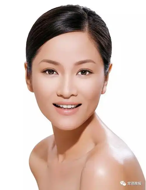 奔走相告刚出道的狼族少年李聪是常德伢子呦