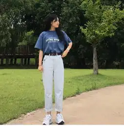 微胖千万不要这样穿,显胖又土气,尤其第1种