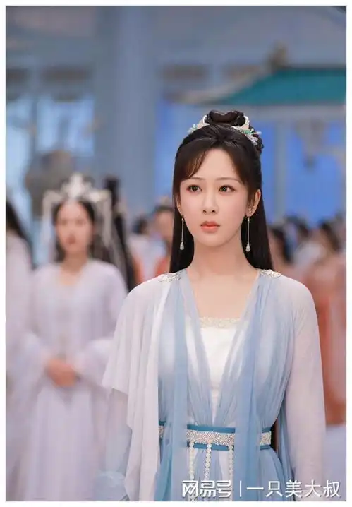 我见犹怜的古装美人楚楚可怜心动了吗