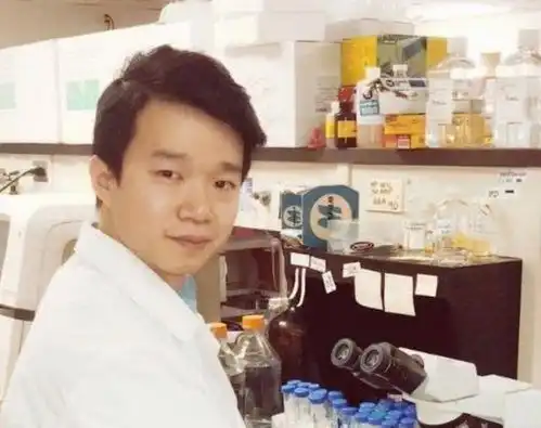 唐爽科学家人设要崩周立波曝出唐爽左拥右抱视频