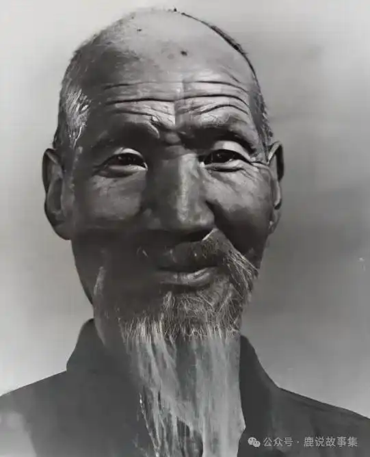1937年,一小道士当着老道士的面,被开膛剖腹