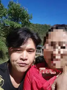 湖南一男子疑杀妻潜逃逃跑时晒妻子和陌生男合影