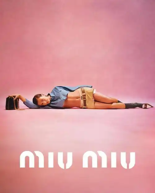miumiu2022春夏系列广告大片