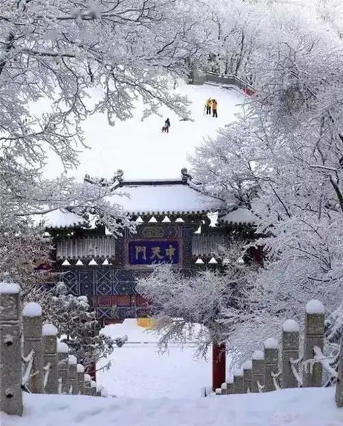 火爆全网的第一仙山,为何偏偏是它