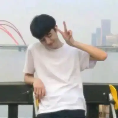 好看的男生女生分开的情侣头像