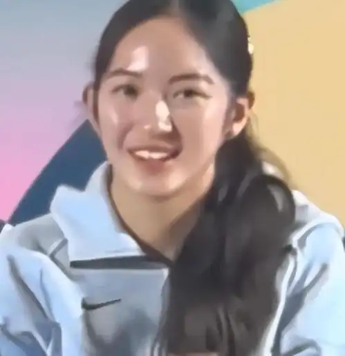 最美华裔乒乓球女神表白樊振东喜欢他很多年了,是我理想型