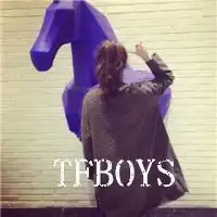 带tfboys字母的qq闺蜜头像