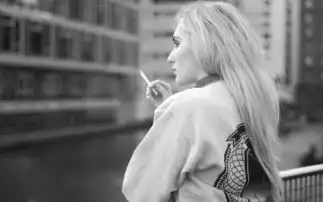 精美的欧美美女大图壁纸