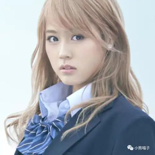 日本女星染金发就为了世界杯日本人这个套路我看不懂