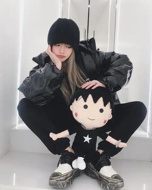 周扬青获樱桃小丸子导演赠画po手绘图心情好