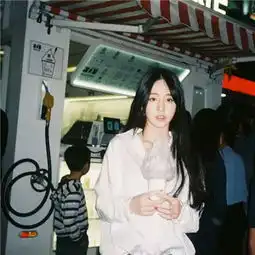 2018好看的头像女生小清新精选笑你不知疲惫笑我如此狼狈