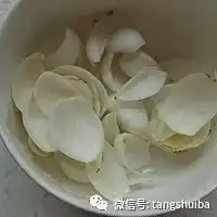 温补润燥红枣百合雪梨糖水