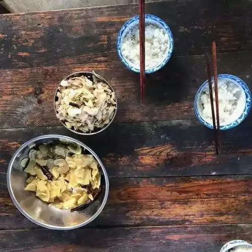 深山暗香浮动,有爱何惧千里