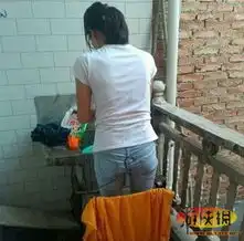 男神你的脸肿么了每日轻松一刻12月3日午间版