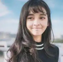 难怪看穗禾公主眼熟,原来小时候qq头像就是她,从小美到大