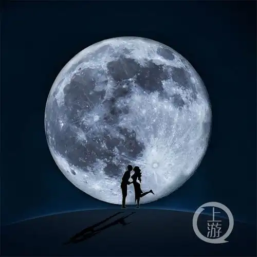 重庆检察官自制中秋开机画面丨观音桥现3d试衣间5秒钟定制专属服装