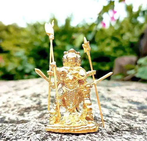 哪吒三太子的三头六臂神通及其寓意解析