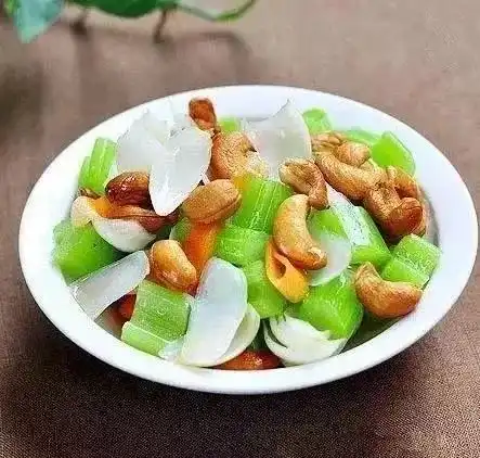 必学的10道凉拌菜,10道素菜做法,做法简单又美味,不再油腻腻搜狐美食搜狐网