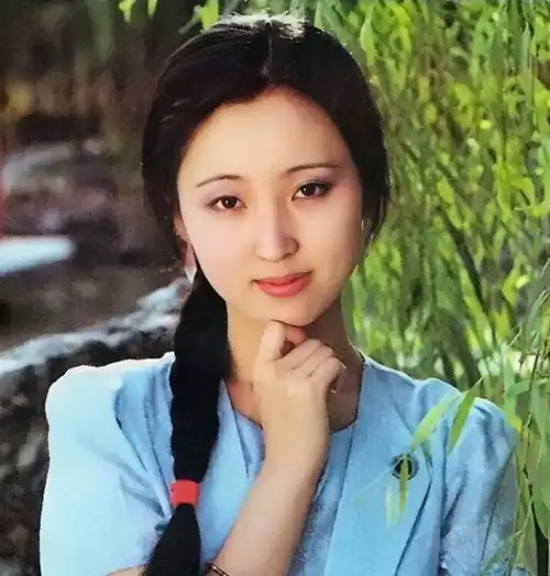 陈晓旭一生被林黛玉所困,临终前放弃资产出家,究竟为何