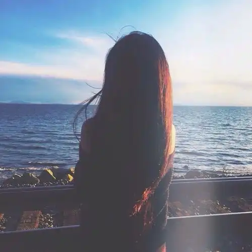 对大龄剩女的忠告你若条件普通,结婚生子是最好的选择