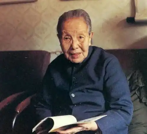 被张爱玲讽刺,被林徽因怼,被鲁迅瞧不起,为何她们都看不惯冰心